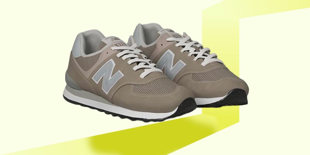 New Balance sneakers for walking - comfortable shoes for pavement walking without foot fatigue